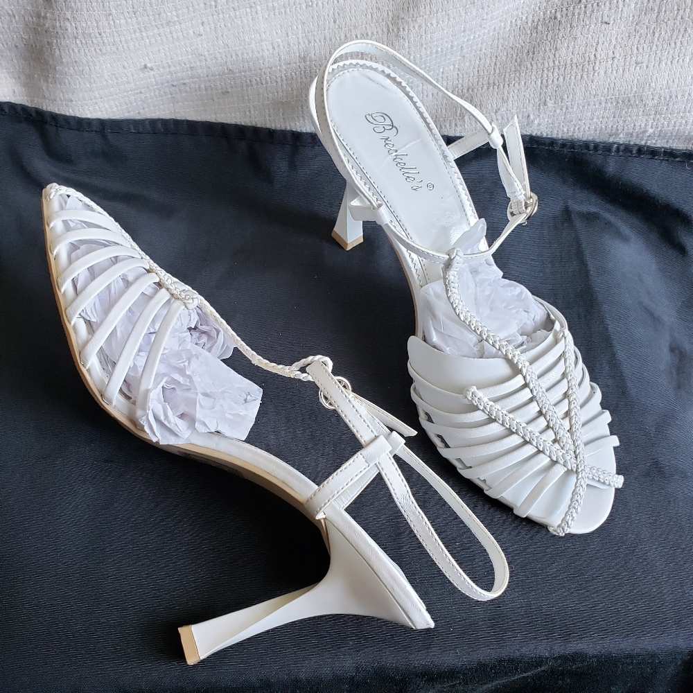 Breckelle's Women's Fashion Heels